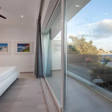 Mel I - Luxury Waterfront Downtown With Pool! Villa Podgora (Split-Dalmatia)