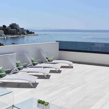 Mel I - Luxury Waterfront Downtown With Pool! *